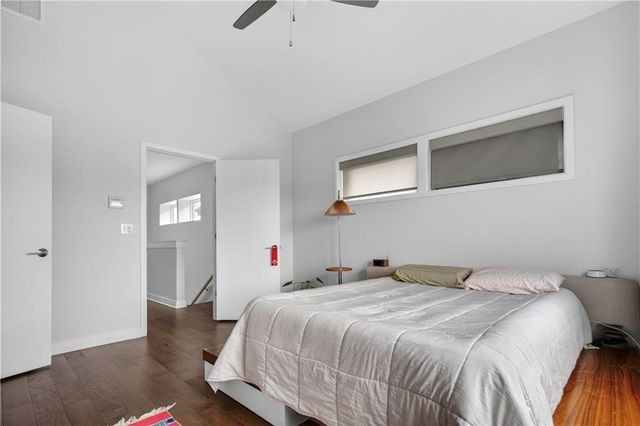 2246 Tracy Avenue, Kansas City, MO 64108