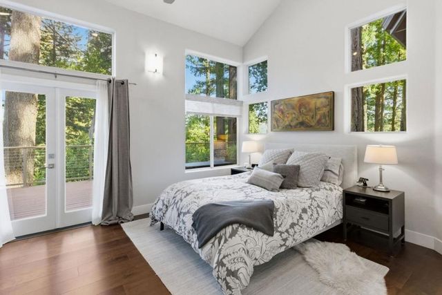 22575 Summit Road, Los Gatos, CA 95033