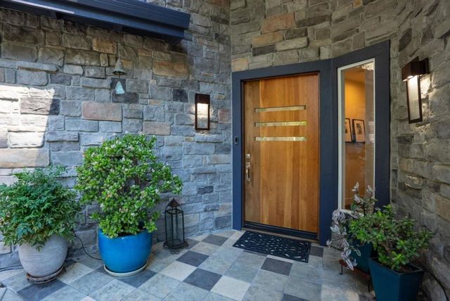 22575 Summit Road, Los Gatos, CA 95033