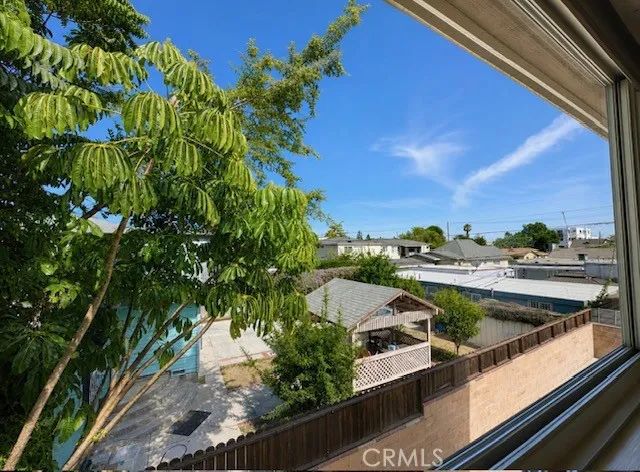 1372 W 36th Street 4, Los Angeles, CA 90007
