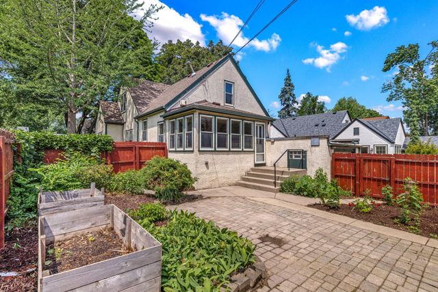 5537 13th Avenue S, Minneapolis, MN 55417