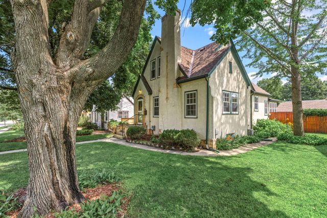 5537 13th Avenue S, Minneapolis, MN 55417