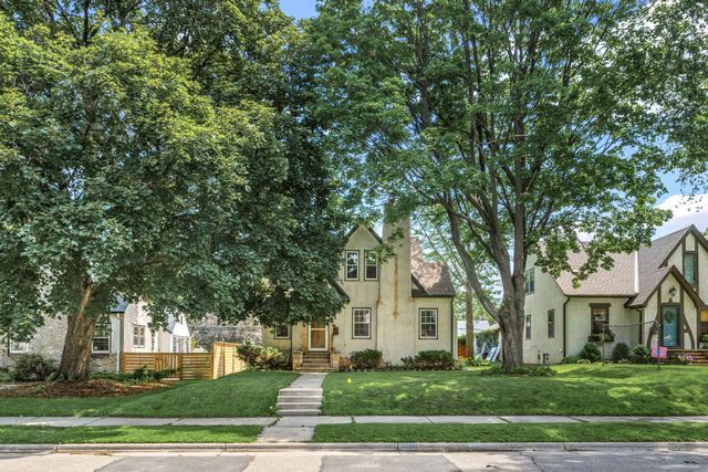 5537 13th Avenue S, Minneapolis, MN 55417