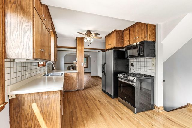 5537 13th Avenue S, Minneapolis, MN 55417
