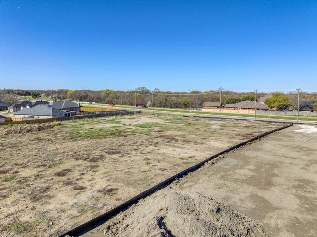 931 N Heritage Parkway, Sherman, TX 75092
