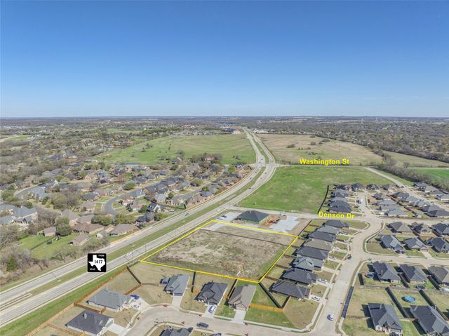 931 N Heritage Parkway, Sherman, TX 75092