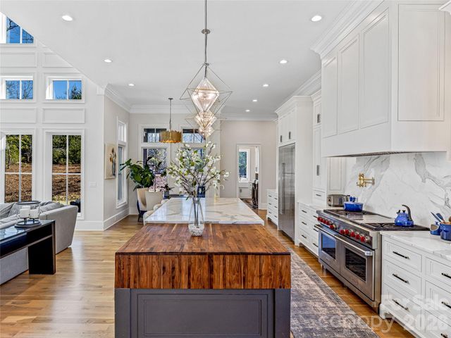 1905 White Tree Trail, Arden, NC 28704