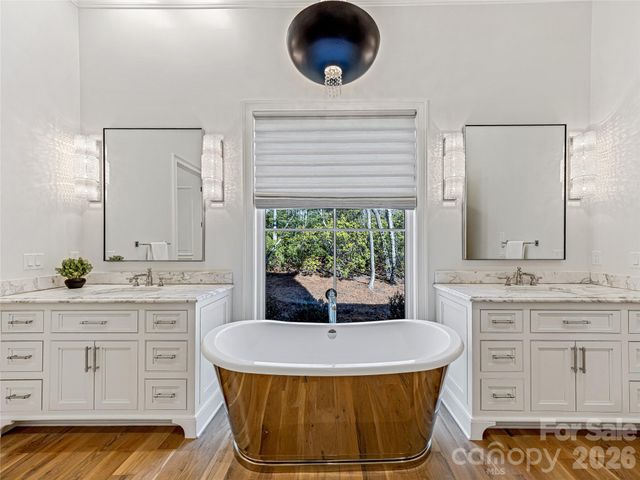 1905 White Tree Trail, Arden, NC 28704