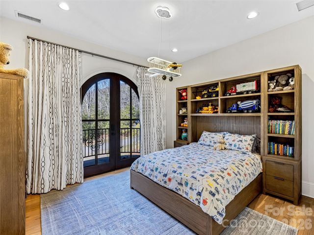 1905 White Tree Trail, Arden, NC 28704