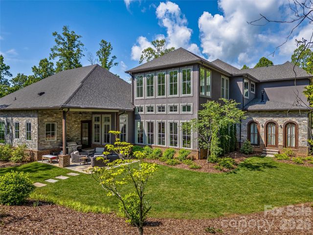 1905 White Tree Trail, Arden, NC 28704