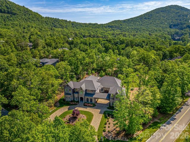 1905 White Tree Trail, Arden, NC 28704