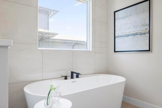 12511 W 184 Terrace, Overland Park, KS 66013