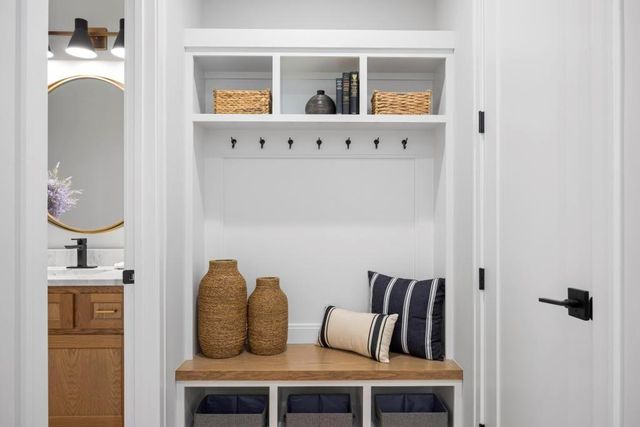 12511 W 184 Terrace, Overland Park, KS 66013