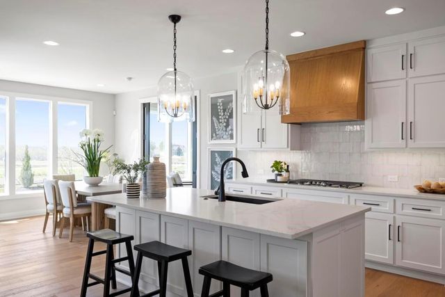 12511 W 184 Terrace, Overland Park, KS 66013