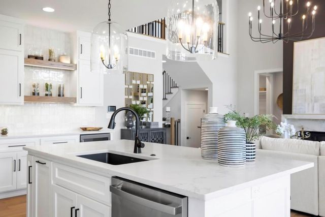 12511 W 184 Terrace, Overland Park, KS 66013