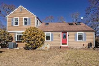20 Sunset Ter, Barnstable, MA 02601