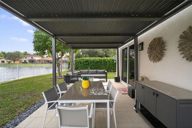 4684 Waycross Drive, Coconut Creek, FL 33073