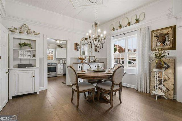 8525 Lanierland Farms Drive, Gainesville, GA 30506