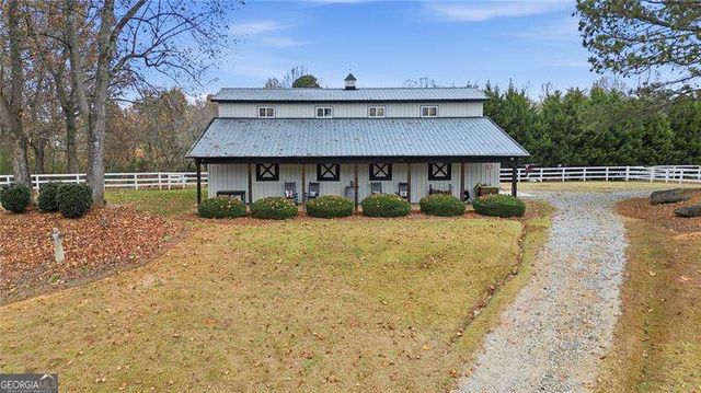 8525 Lanierland Farms Drive, Gainesville, GA 30506