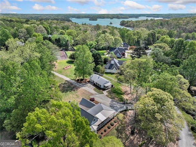 8525 Lanierland Farms Drive, Gainesville, GA 30506