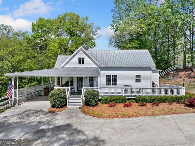8525 Lanierland Farms Drive, Gainesville, GA 30506