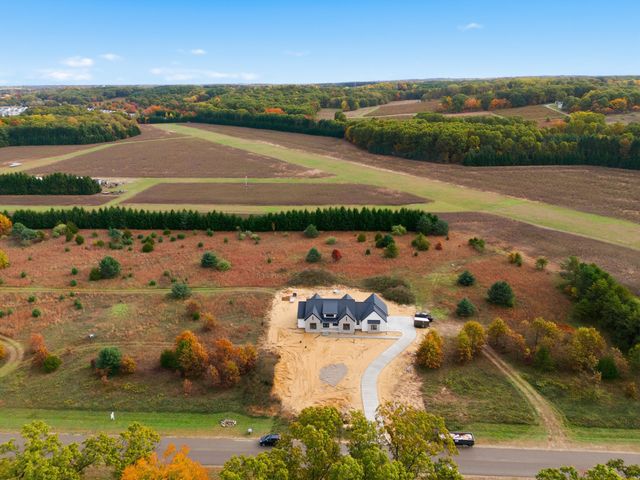 61121 Airpark Lane, Antwerp Twp, MI 49071