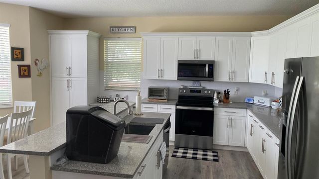 7650 OAK GROVE Circle, Lake Worth, FL 33467