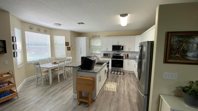 7650 OAK GROVE Circle, Lake Worth, FL 33467