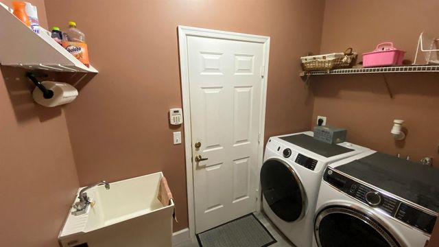 7650 OAK GROVE Circle, Lake Worth, FL 33467
