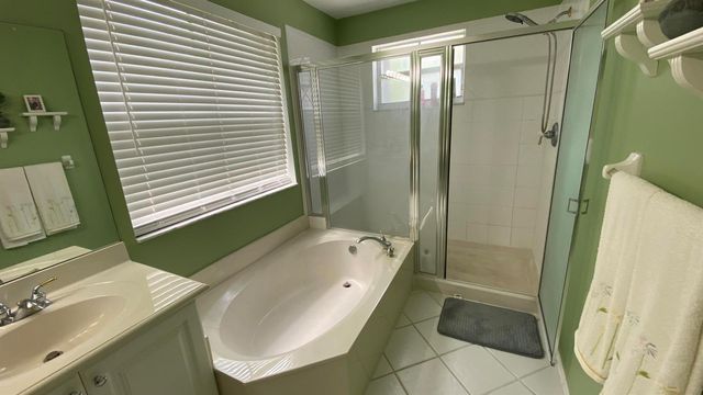 7650 OAK GROVE Circle, Lake Worth, FL 33467