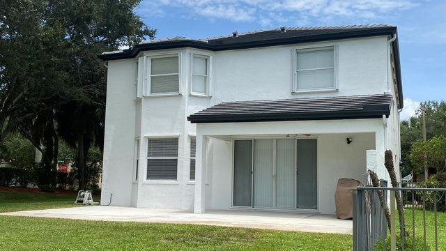 7650 OAK GROVE Circle, Lake Worth, FL 33467