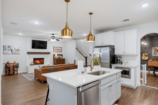 5216 Sonata Trail, Fort Worth, TX 76126