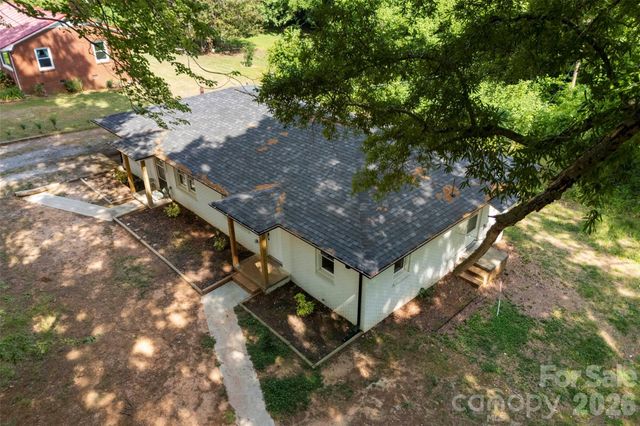 2237-2239 Catawba Heights Road, Lincolnton, NC 28092