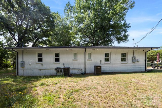 2237-2239 Catawba Heights Road, Lincolnton, NC 28092