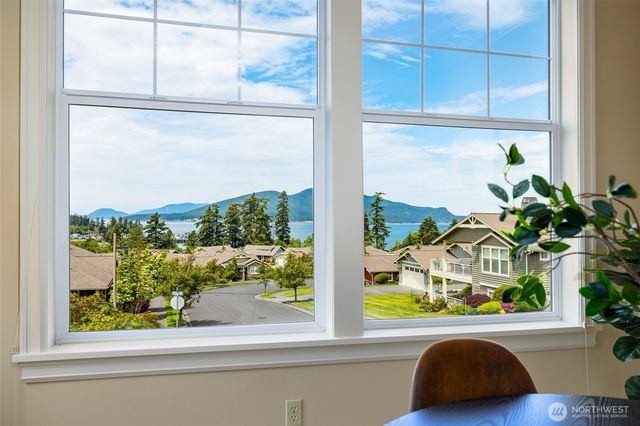 4903 Portalis Way, Anacortes, WA 98221