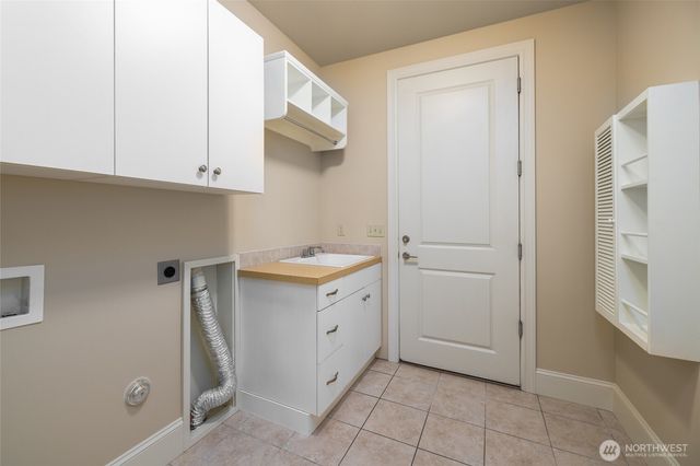 4903 Portalis Way, Anacortes, WA 98221