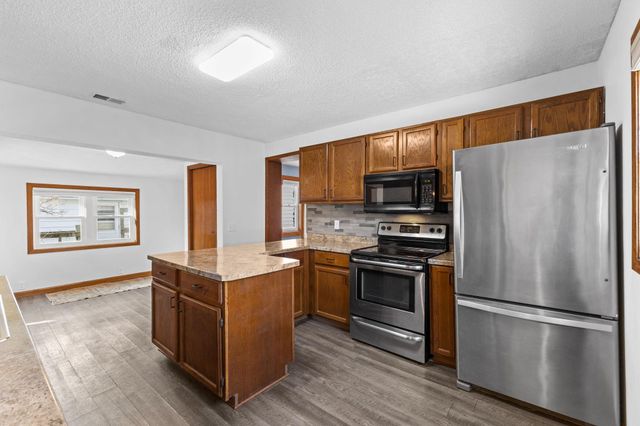 312 2nd Street N, Delano, MN 55328