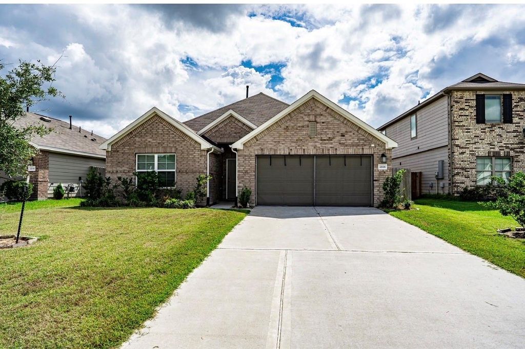 22126 Oakland Meadows Lane, New Caney, TX 77357