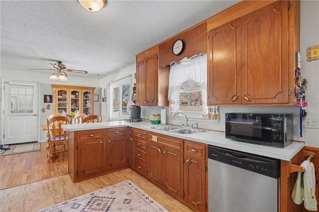 1310 N 968 Road, Lawrence, KS 66046