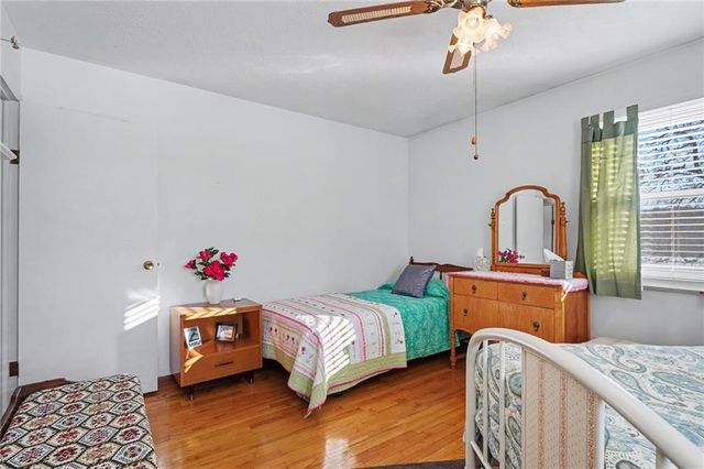 1310 N 968 Road, Lawrence, KS 66046