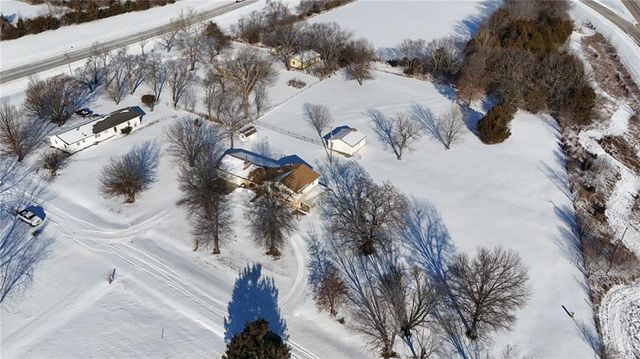 1310 N 968 Road, Lawrence, KS 66046