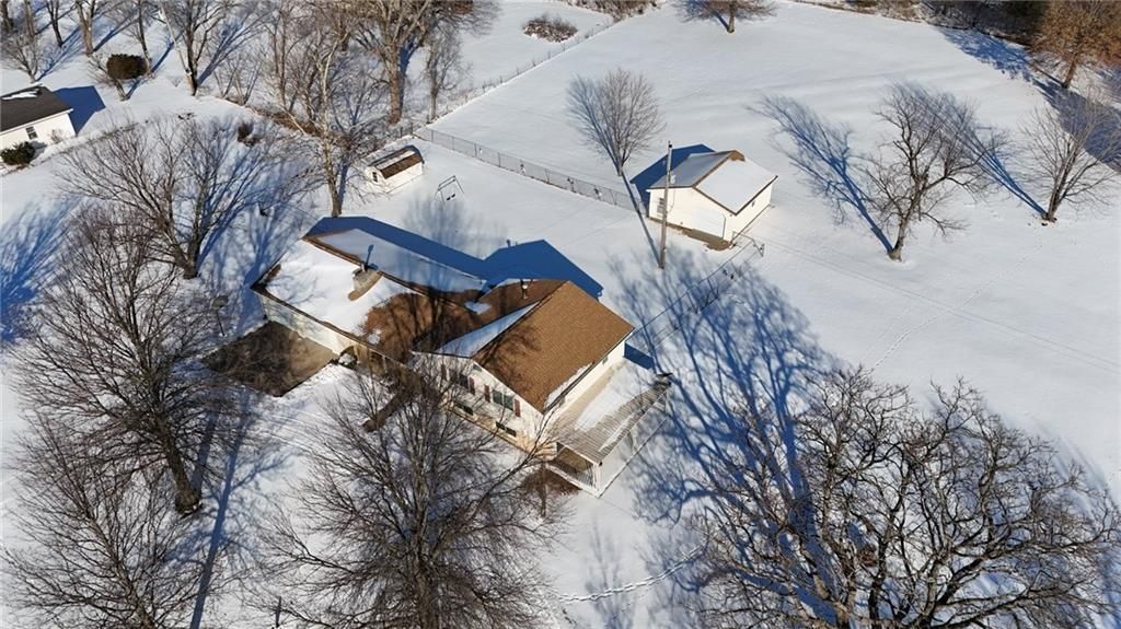 1310 N 968 Road, Lawrence, KS 66046