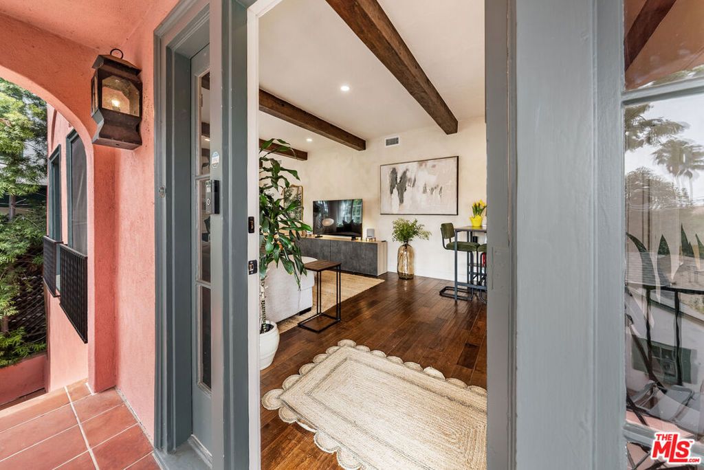 2118 Woodland Way, Los Angeles, CA 90068 — photo 3
