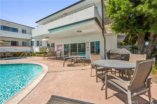 415 S Prospect 114, Redondo Beach, CA 90277