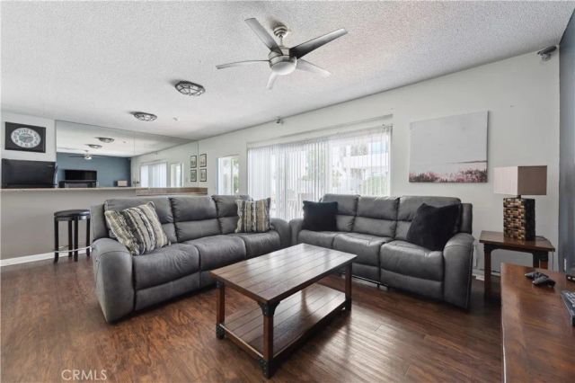 415 S Prospect 114, Redondo Beach, CA 90277