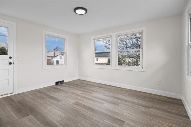 99 Salem Avenue, Cranston, RI 02920