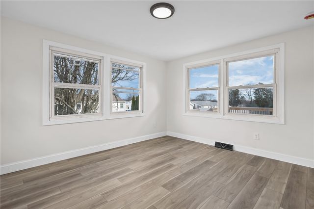 99 Salem Avenue, Cranston, RI 02920