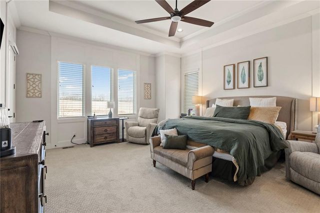 16704 Earnshaw Street, Overland Park, KS 66221