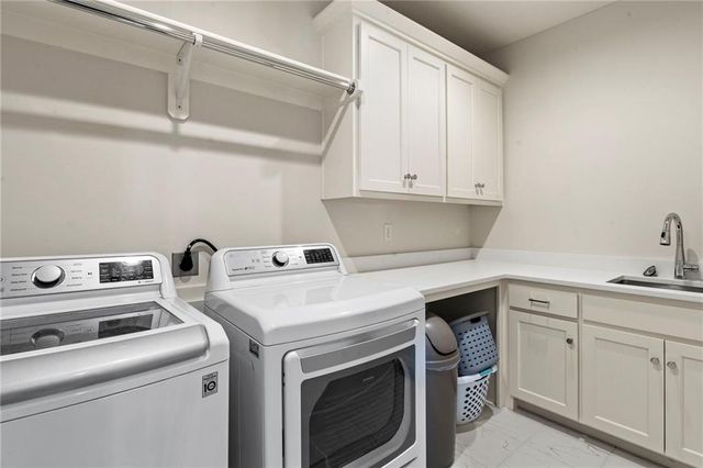 16704 Earnshaw Street, Overland Park, KS 66221