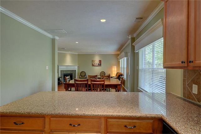 174 Spindle Tree Circle, The Woodlands, TX 77382